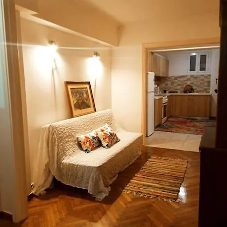 Romantic Ideal For Women! *